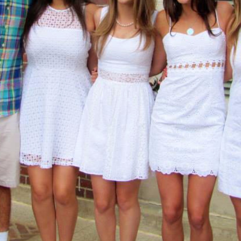 White Lilly Pulitzer dress WORN ONCE!!! - Picture 3 of 3